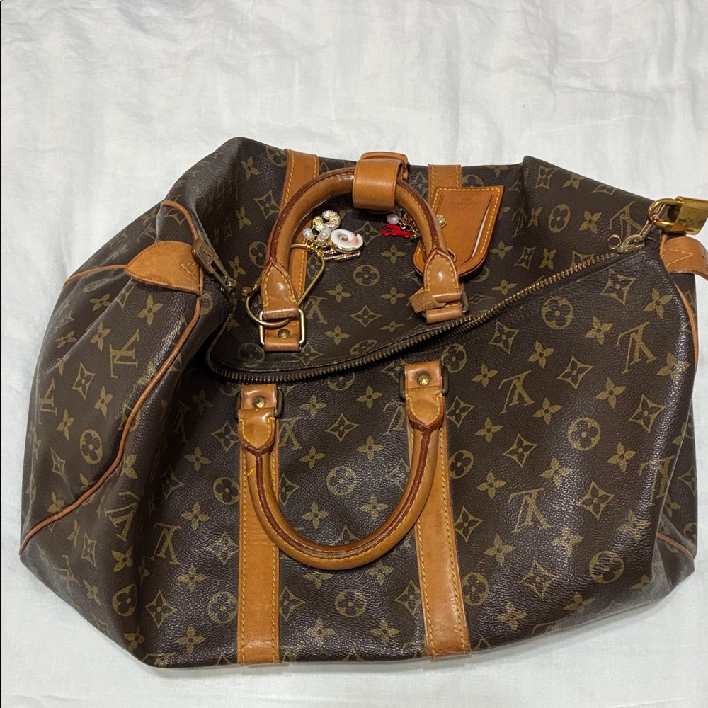 Louis Vuitton 45 Keepall Duffel Bag - Picture 7 of 7